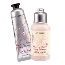 Set pentru Corp si Maini Cherry Blossom