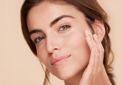 bons gestos desmaquilhar